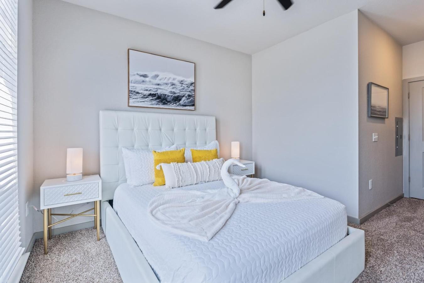 Central Avenue 2 Bed Mins From Tropicana Field St. Petersburg Exterior photo