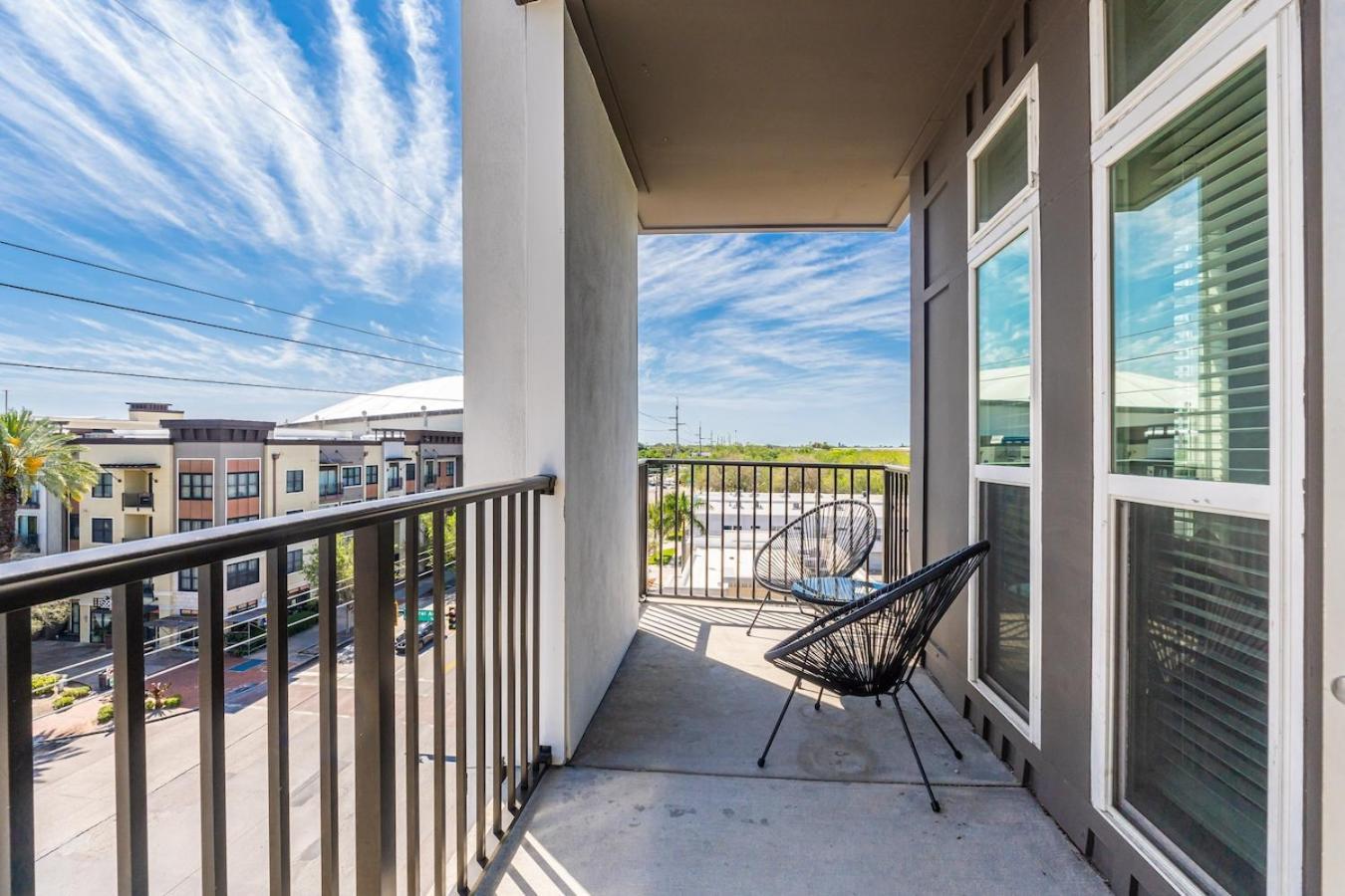 Central Avenue 2 Bed Mins From Tropicana Field St. Petersburg Exterior photo